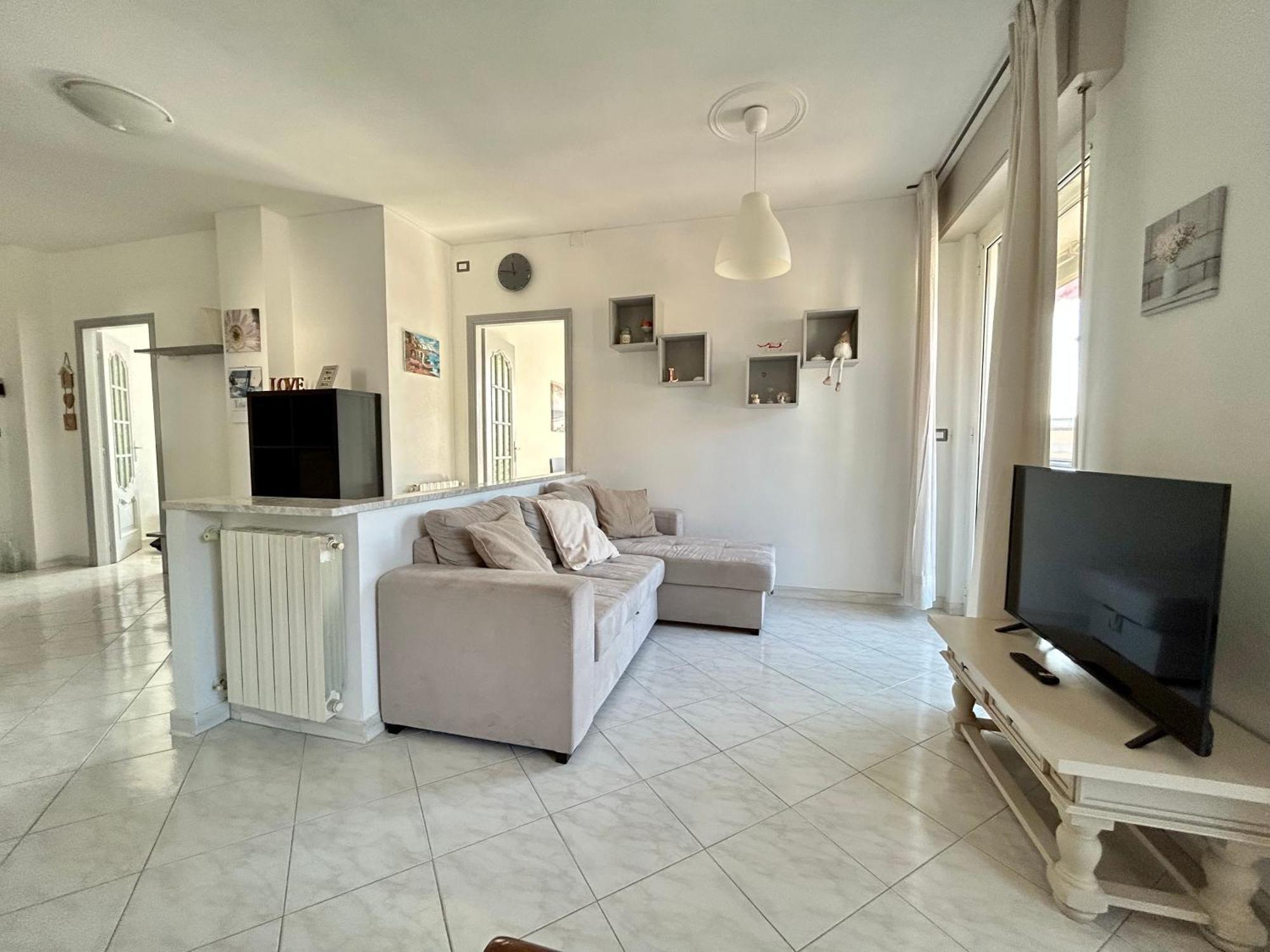 Lmhouse Apartment Arma di Taggia Exterior photo